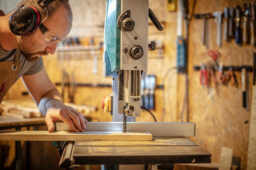 working with benchtop bandsaw